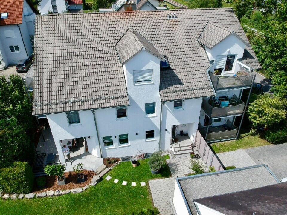 Ferien-Apartment Seewiesen Mit Privatstrand Friedrichshafen Bagian luar foto